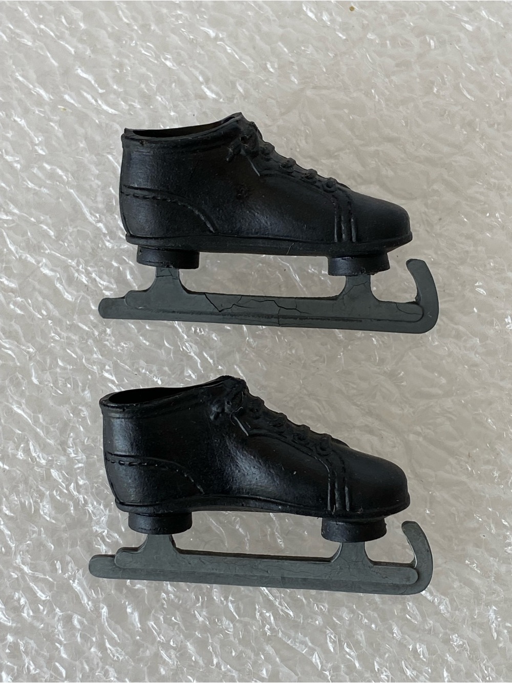 Vintage 1963 Mattel Barbie KEN "Fun On Ice" #791 Black Ice Skates